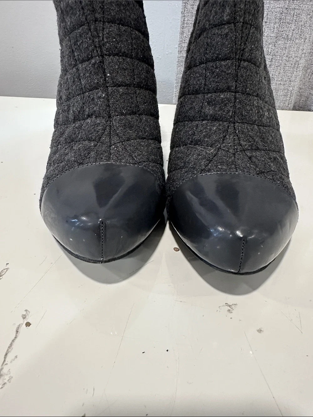 Easy Spirit gray Quilted Ankle Booties with Glossy Cap Toes. Size 7.5. NWT